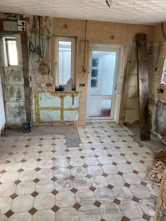 Full Bungalow Renovation, Langland, photo 13