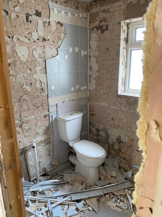 Full Bungalow Renovation, Langland, photo 14
