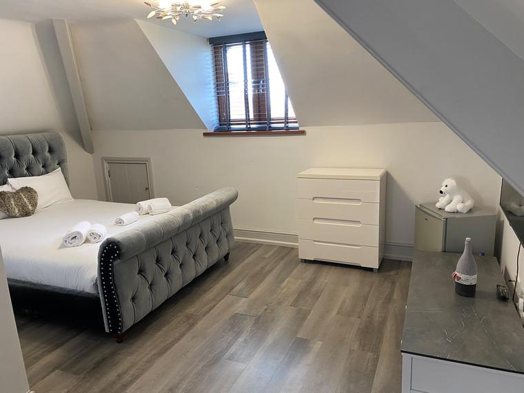 Full House Renovation, Port Talbot, photo 37